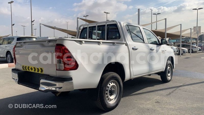 Big with watermark toyota hilux ashanti import dubai 39036