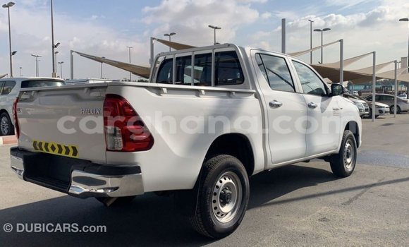 Buy Import Toyota Hilux White Car in Import - Dubai in Ashanti Buy Import Toyota Hilux White Car in Import - Dubai in Ashanti