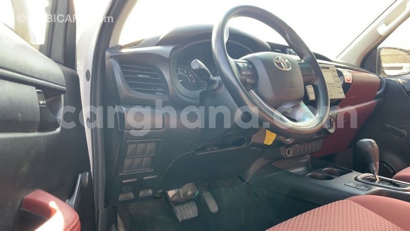 Big with watermark toyota hilux ashanti import dubai 39036