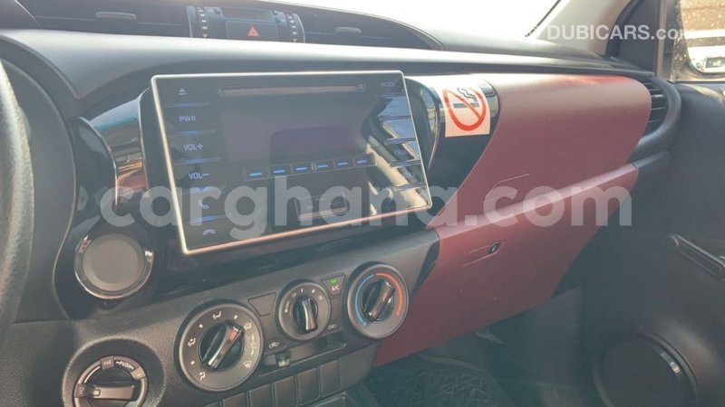 Big with watermark toyota hilux ashanti import dubai 39036