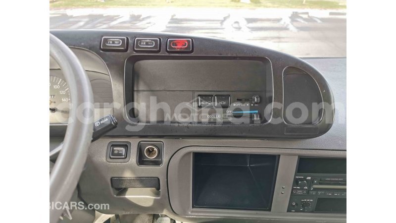 Big with watermark toyota coaster ashanti import dubai 39038