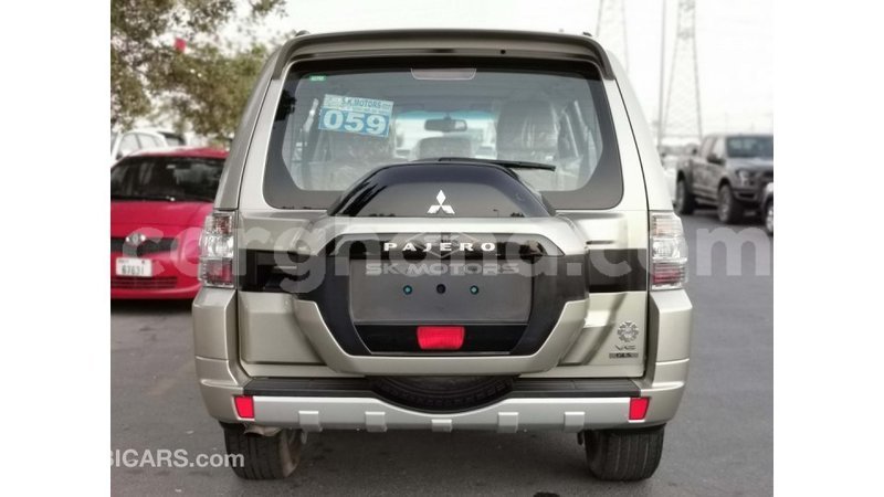 Big with watermark mitsubishi pajero ashanti import dubai 39042