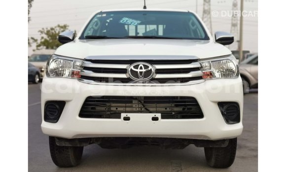 Buy Import Toyota Hilux White Car in Import - Dubai in Ashanti Buy Import Toyota Hilux White Car in Import - Dubai in Ashanti