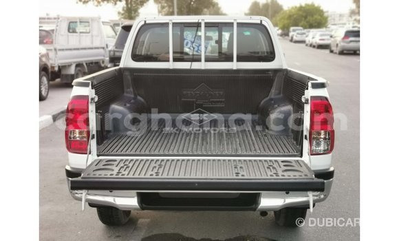 Buy Import Toyota Hilux White Car in Import - Dubai in Ashanti Buy Import Toyota Hilux White Car in Import - Dubai in Ashanti