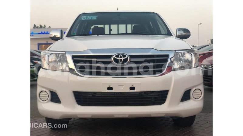 Big with watermark toyota hilux ashanti import dubai 39054