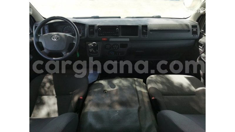 Big with watermark toyota hiace ashanti import dubai 39056