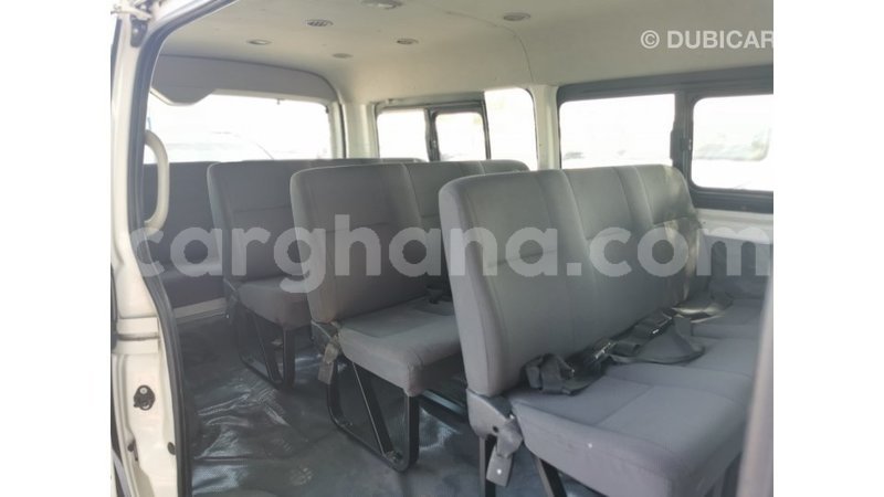 Big with watermark toyota hiace ashanti import dubai 39056