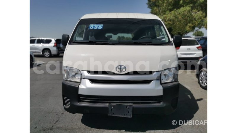 Big with watermark toyota hiace ashanti import dubai 39056