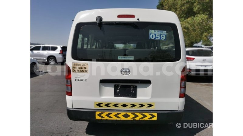 Big with watermark toyota hiace ashanti import dubai 39056