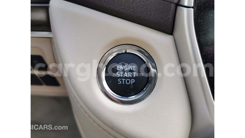 Big with watermark toyota land cruiser ashanti import dubai 39059