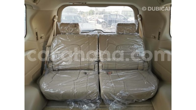 Big with watermark toyota land cruiser ashanti import dubai 39059