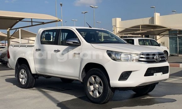 Ra Imported Toyota Hilux funfun Ọkọ̀ in Import - Dubai ni Ashanti Ra Imported Toyota Hilux funfun Ọkọ̀ in Import - Dubai ni Ashanti