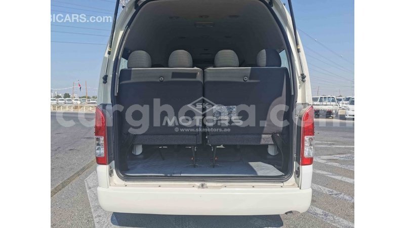 Big with watermark toyota hiace ashanti import dubai 39067