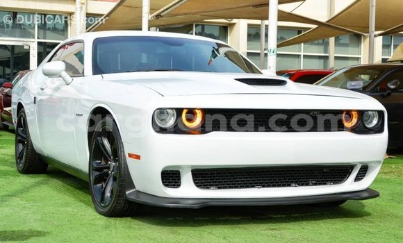 Buy Import Dodge Challenger White Car in Import - Dubai in Ashanti Buy Import Dodge Challenger White Car in Import - Dubai in Ashanti