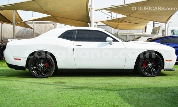 Buy Import Dodge Challenger White Car in Import - Dubai in Ashanti Buy Import Dodge Challenger White Car in Import - Dubai in Ashanti