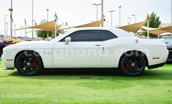 Buy Import Dodge Challenger White Car in Import - Dubai in Ashanti Buy Import Dodge Challenger White Car in Import - Dubai in Ashanti
