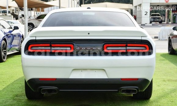Buy Import Dodge Challenger White Car in Import - Dubai in Ashanti Buy Import Dodge Challenger White Car in Import - Dubai in Ashanti