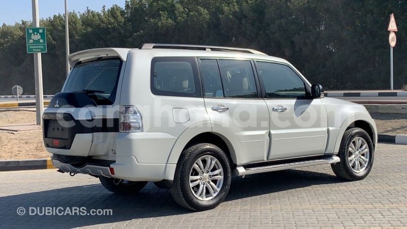 Big with watermark mitsubishi pajero ashanti import dubai 39088