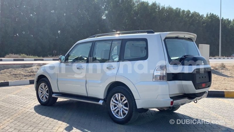 Big with watermark mitsubishi pajero ashanti import dubai 39088