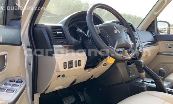 Sayi Imported Mitsubishi Pajero White Mota in Import - Dubai a Ashanti Sayi Imported Mitsubishi Pajero White Mota in Import - Dubai a Ashanti