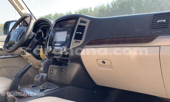 Sayi Imported Mitsubishi Pajero White Mota in Import - Dubai a Ashanti Sayi Imported Mitsubishi Pajero White Mota in Import - Dubai a Ashanti
