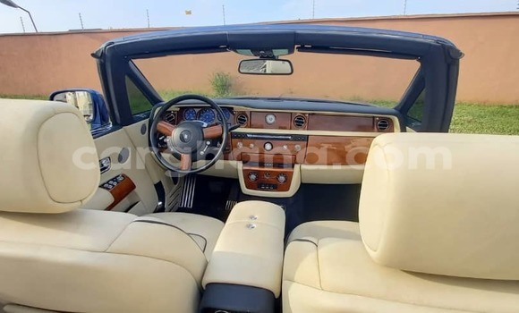 Buy Used Rolls-Royce Phantom Blue Car in Sekondi–Takoradi Metropolitan in Western Buy Used Rolls-Royce Phantom Blue Car in Sekondi–Takoradi Metropolitan in Western