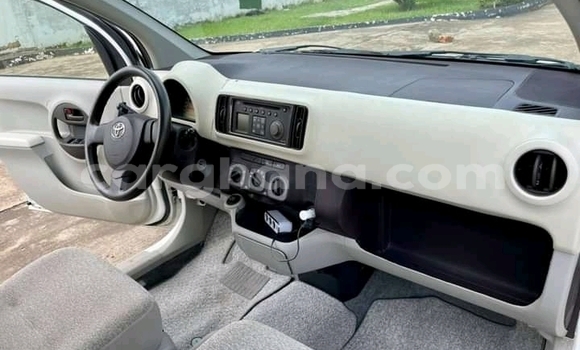 Buy Used Toyota Passo White Car in Accra in Greater Accra Buy Used Toyota Passo White Car in Accra in Greater Accra