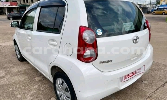 Buy Used Toyota Passo White Car in Accra in Greater Accra Buy Used Toyota Passo White Car in Accra in Greater Accra