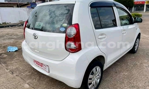 Buy Used Toyota Passo White Car in Accra in Greater Accra Buy Used Toyota Passo White Car in Accra in Greater Accra