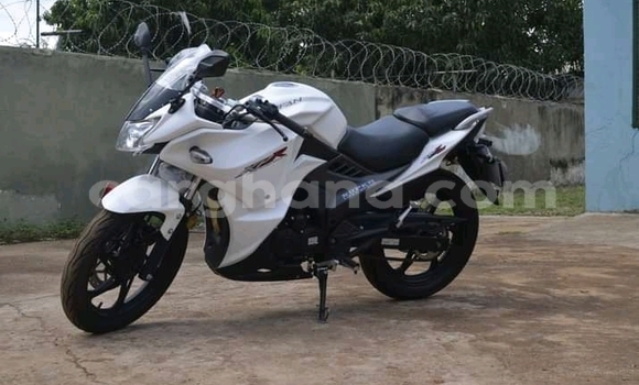 Buy Used W Motors Fenyr Supersport White Car in Berekum in Brong-Ahafo