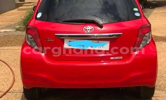 Ra Àlòkù Toyota Vitz Red Ọkọ̀ in Berekum ni Brong-Ahafo