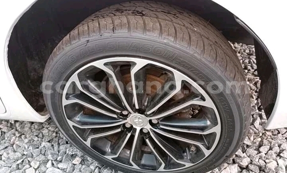 Buy Used Toyota Corolla White Car in Accra in Greater Accra Buy Used Toyota Corolla White Car in Accra in Greater Accra