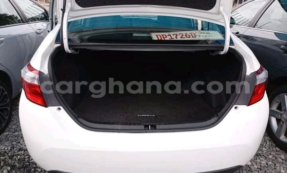 Buy Used Toyota Corolla White Car in Accra in Greater Accra Buy Used Toyota Corolla White Car in Accra in Greater Accra