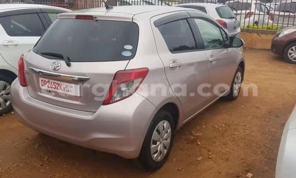 Ra Àlòkù Toyota Vitz Silver Ọkọ̀ in Accra ni Greater Accra Ra Àlòkù Toyota Vitz Silver Ọkọ̀ in Accra ni Greater Accra