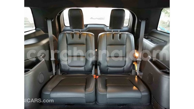 Big with watermark ford explorer ashanti import dubai 39143