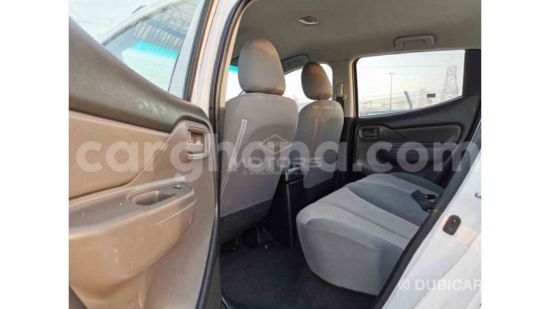 Big with watermark mitsubishi l200 ashanti import dubai 39145