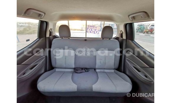 Sayi Imported Mitsubishi L200 White Mota in Import - Dubai a Ashanti Sayi Imported Mitsubishi L200 White Mota in Import - Dubai a Ashanti