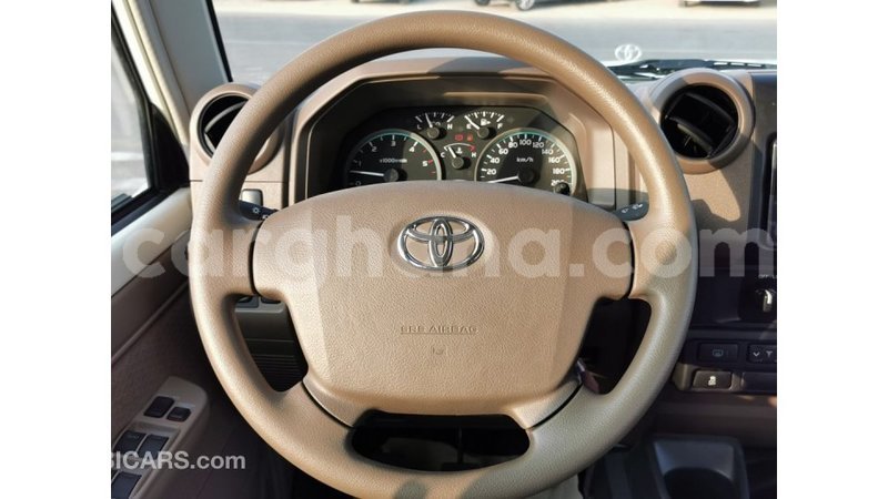 Big with watermark toyota land cruiser ashanti import dubai 39148