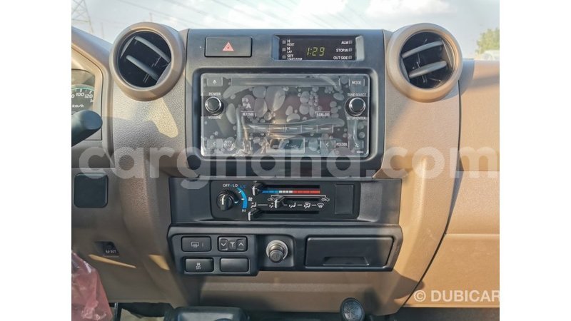 Big with watermark toyota land cruiser ashanti import dubai 39148