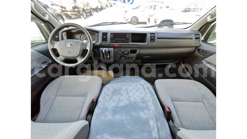 Big with watermark toyota hiace ashanti import dubai 39155