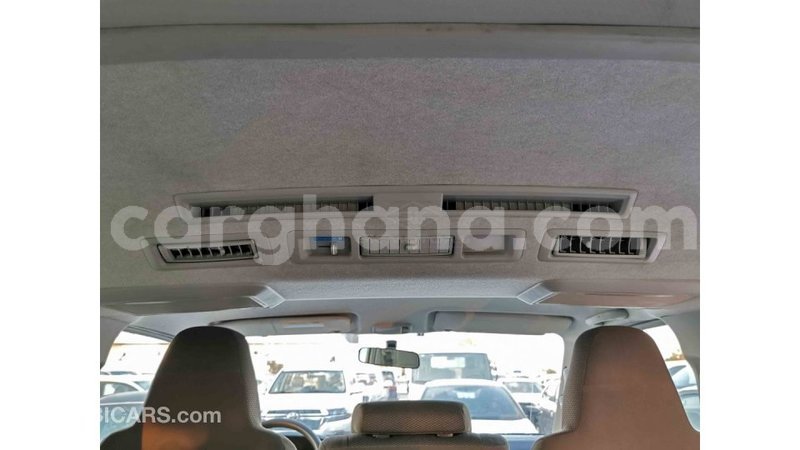 Big with watermark toyota hiace ashanti import dubai 39156