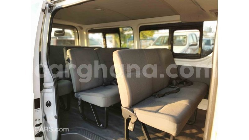 Big with watermark toyota hiace ashanti import dubai 39156