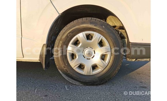 Ra Imported Toyota Hiace funfun Ọkọ̀ in Import - Dubai ni Ashanti Ra Imported Toyota Hiace funfun Ọkọ̀ in Import - Dubai ni Ashanti