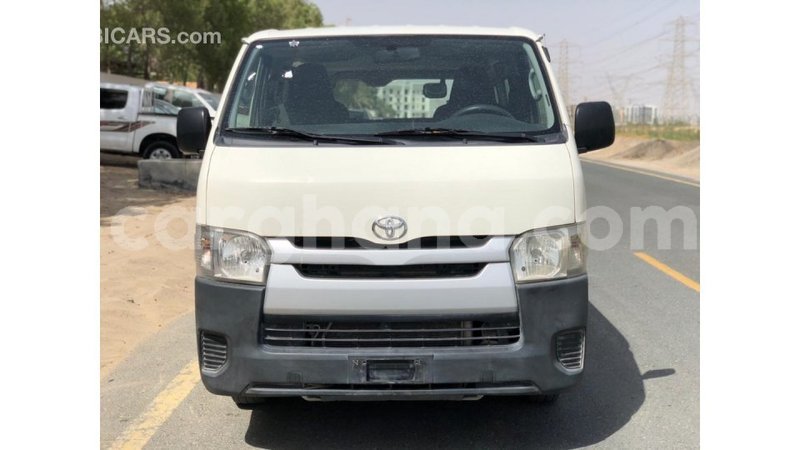 Big with watermark toyota hiace ashanti import dubai 39163