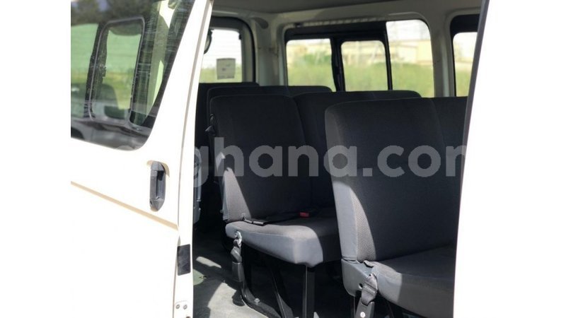 Big with watermark toyota hiace ashanti import dubai 39163