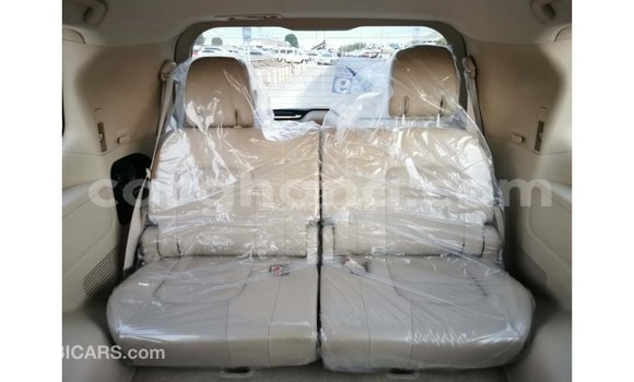 Buy Import Toyota Land Cruiser White Car in Import - Dubai in Ashanti Buy Import Toyota Land Cruiser White Car in Import - Dubai in Ashanti