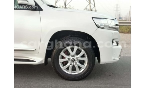 Buy Import Toyota Land Cruiser White Car in Import - Dubai in Ashanti Buy Import Toyota Land Cruiser White Car in Import - Dubai in Ashanti