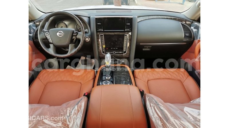 Big with watermark nissan patrol ashanti import dubai 39171