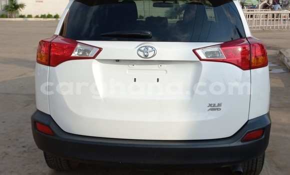 Buy Used Toyota RAV4 White Car in Sekondi–Takoradi Metropolitan in Western Buy Used Toyota RAV4 White Car in Sekondi–Takoradi Metropolitan in Western
