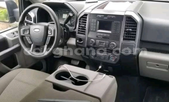 Buy Used Ford S-MAX Silver Car in Accra in Greater Accra Buy Used Ford S-MAX Silver Car in Accra in Greater Accra